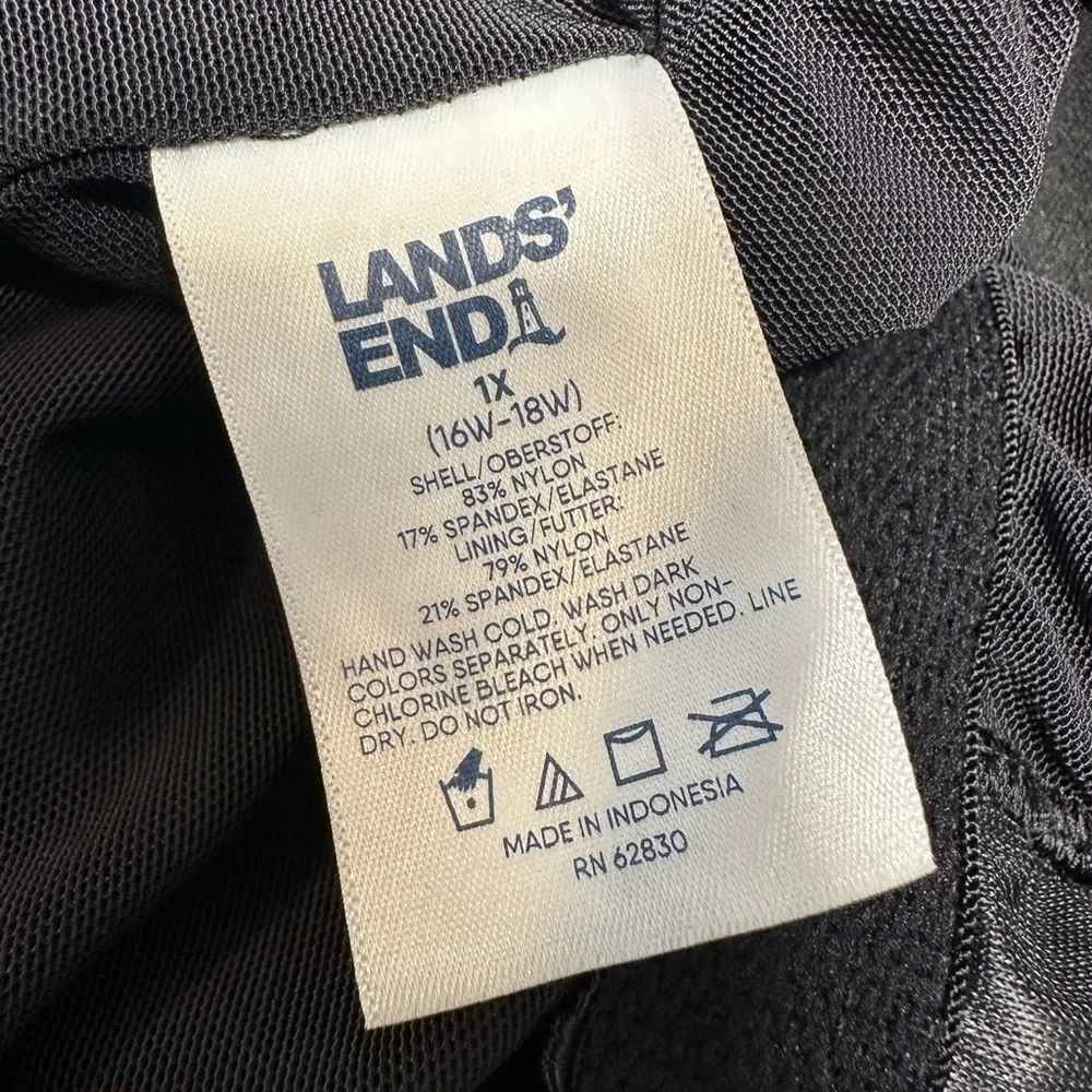Lands End Black One Piece Slimming Tummy Control One Piece Swimsuit Sz 1X
